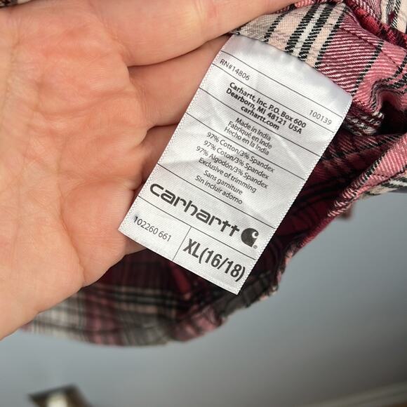 Carhartt womens XL flannel plaid button down top - Picture 4 of 7